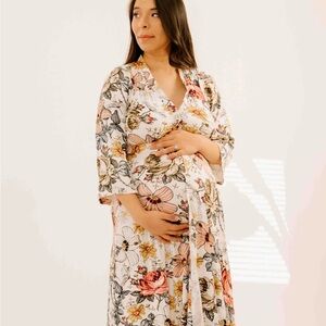 LILA LABOR & POSTPARTUM GOWN IN VINTAGE FLORAL